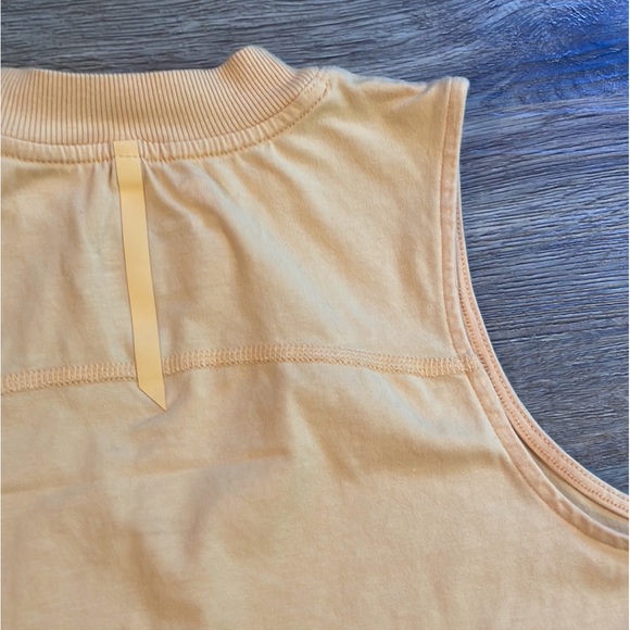 All in Motion Pale Yellow Supima Cotton Workout Muscle Tee Tank Top - Picture 9 of 9